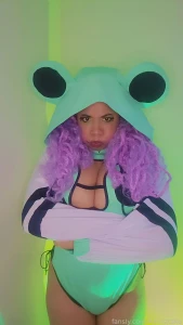 Freaky fwog 3 videos -bj w toy -strip tease -joi tiggobitties part 5