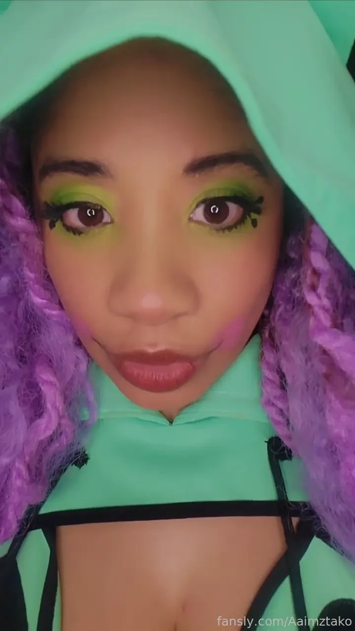 Freaky fwog 3 videos -bj w toy -strip tease -joi tiggobitties 