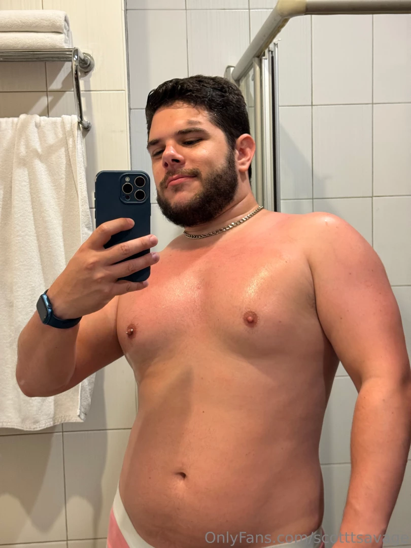 Having to rub on aloe vera during my trip to thailand got me rock hard part 2 