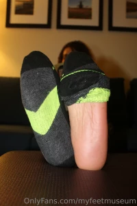 Sock removal stages by goddessopalonia