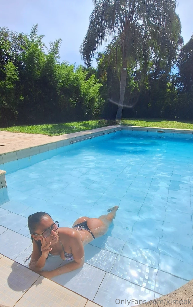 Do you sunbathe with me 