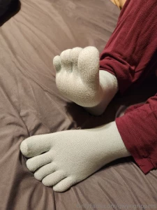 Toe socks i wore these for a few days to get them nice and smelly for