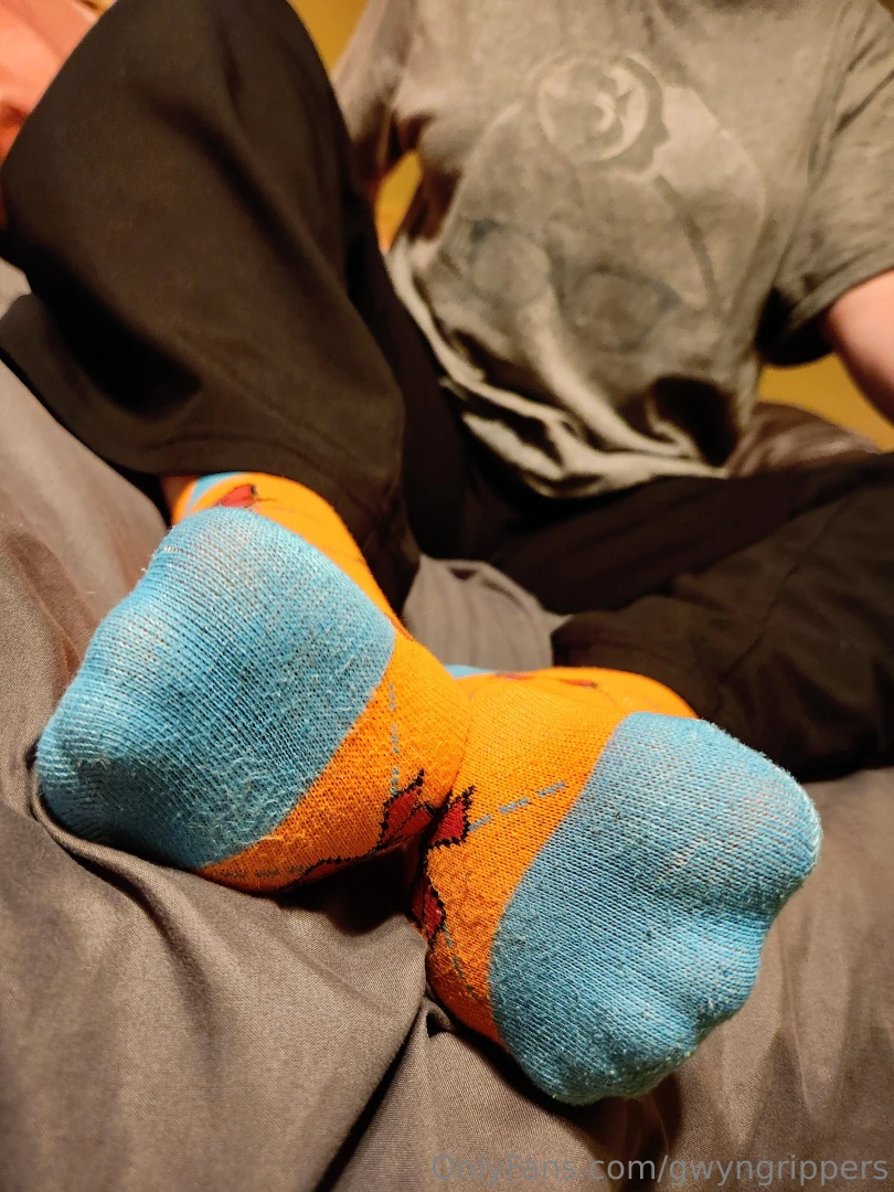 Sorry my cuties these lovely and nice and smelly socks have already part 1 