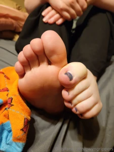 Doesn t this pedicure look like stars but it d look better on your part 2