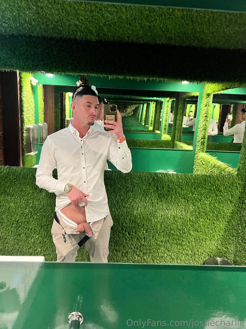 Happy new year to you all let make this year full of hot sex and fun 