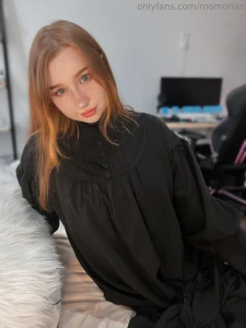 Question do you scroll through photos in a post or is it better to part 2