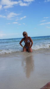 I m waiting for you here so you can fuck me hard on the beach