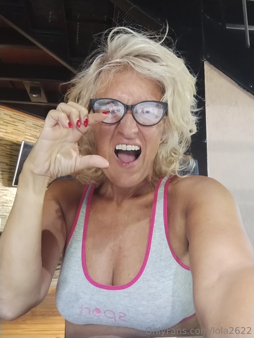 I can t stop laughing at how small your dick is 