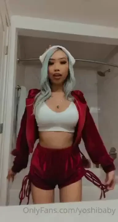 It s a twerk a holidays merry christmas my luvs 