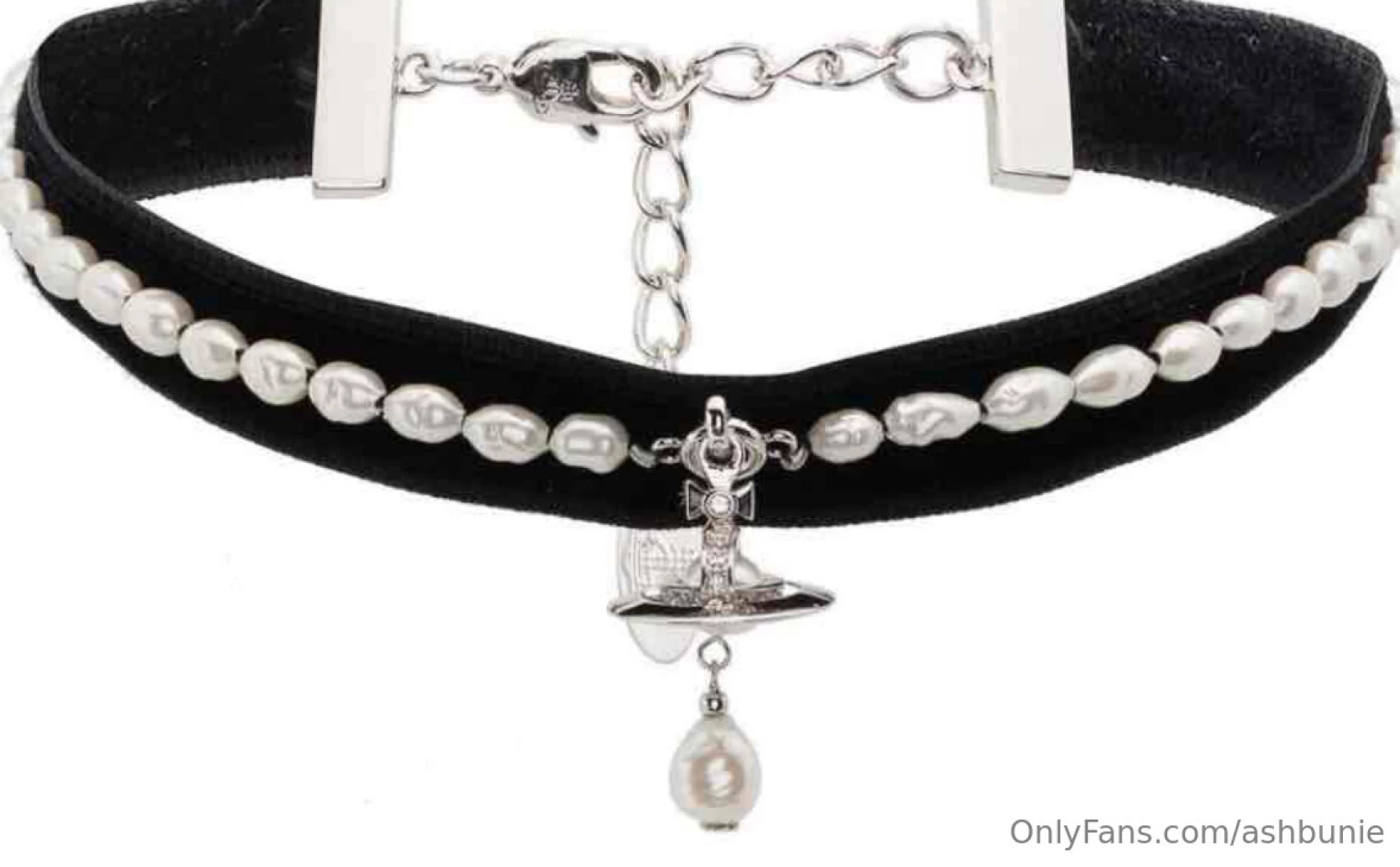 Chokers look so good on me which one of you is going to buy me this part 2 