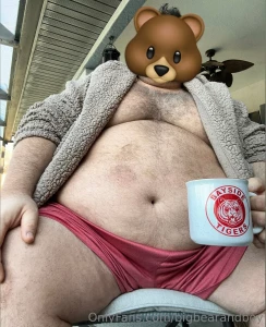 Who s joining this big bear for coffee