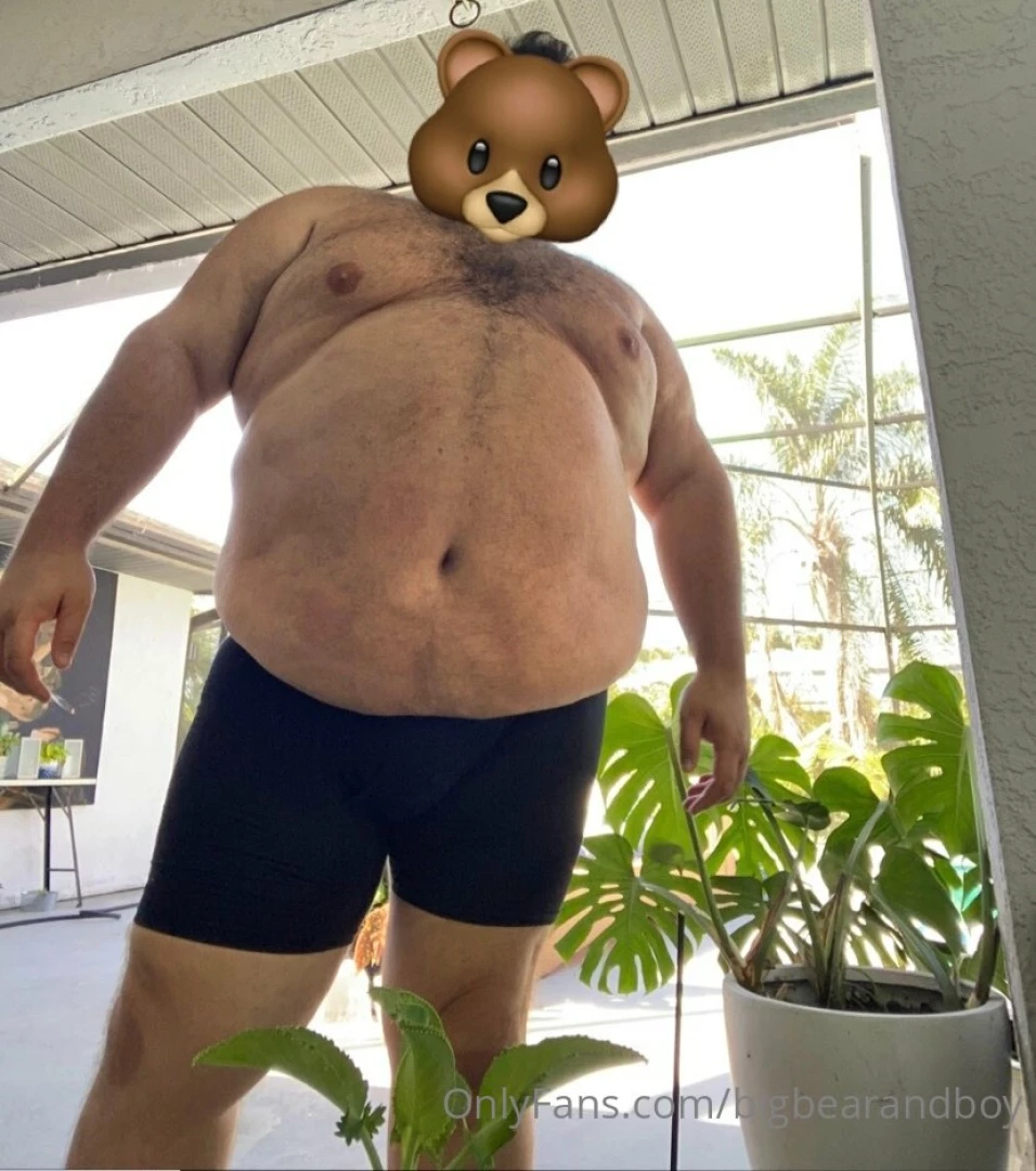 Anyone else ready for a fat bear summer 