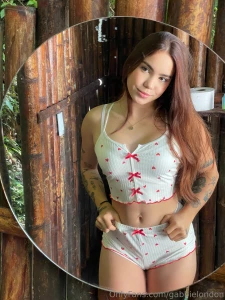 Your smile is the only thing i need to see to feel alive part 1