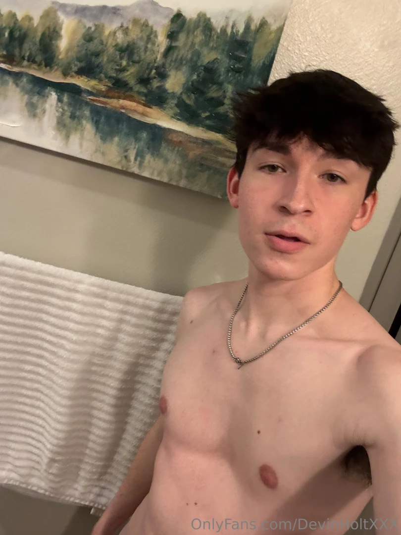 Here s the actual pics i took in my yt vid some smooth i didn t shave part 2 