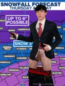 You can expect 7 inches tonight part 1