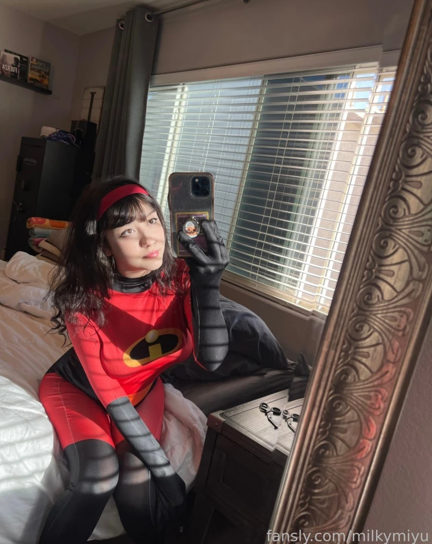 Do i look like violet or elastigirl 