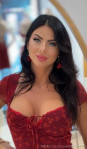 Hot milf goldencristy wants to fuck you goldencristy goldencristy part 1