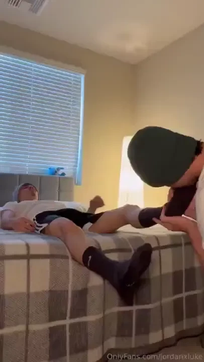 Foot massage after a long hike is definitely the way to go 