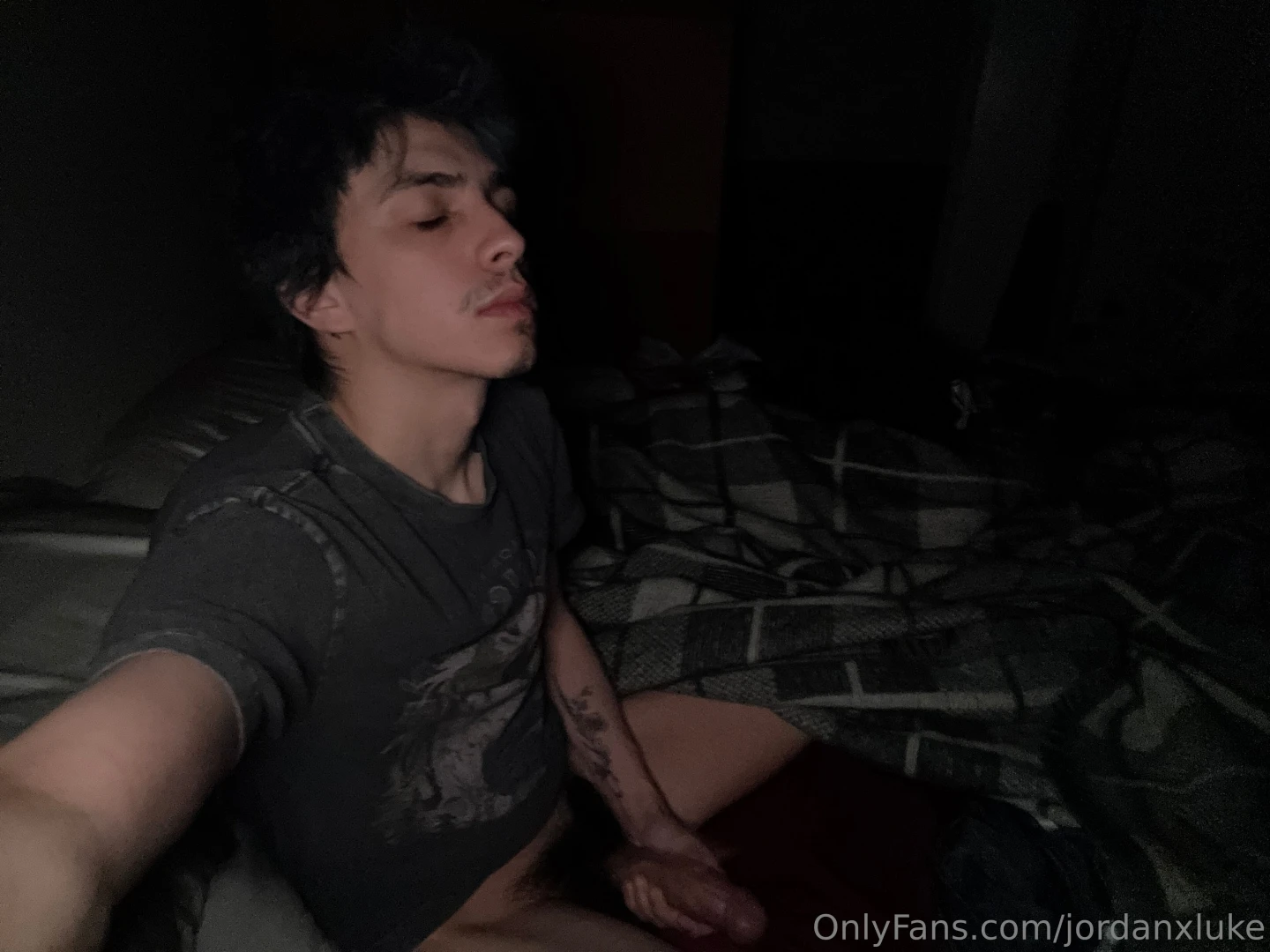 Thinking about not shaving for as long as possible whatchu think part 3 