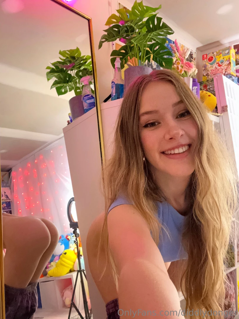 Ooops the mirror exposed me 