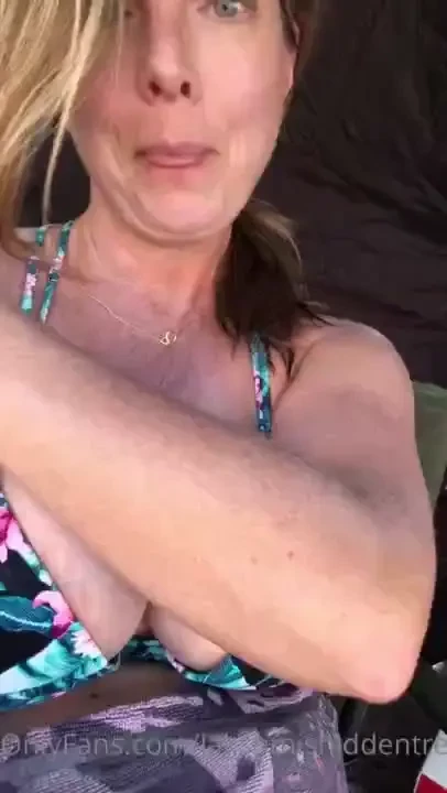 Being a responsible girl today and not drinking well i had one more 