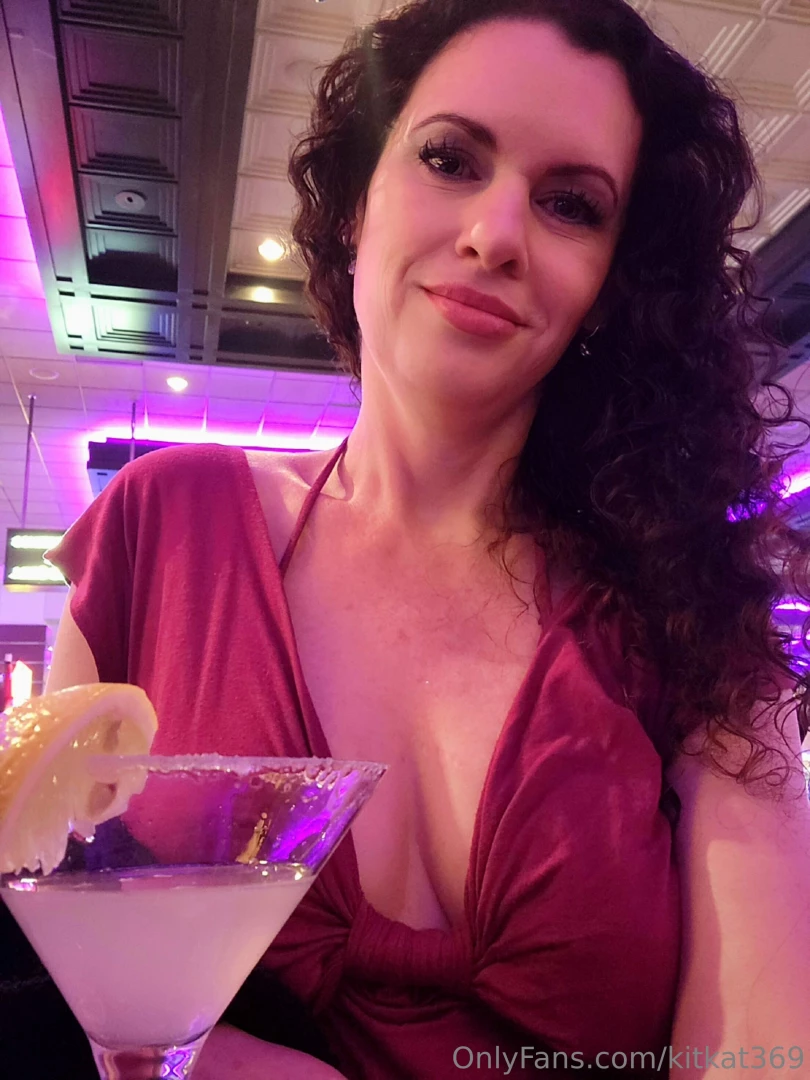 Martini time if you guys haven t joined my vip page you re really 