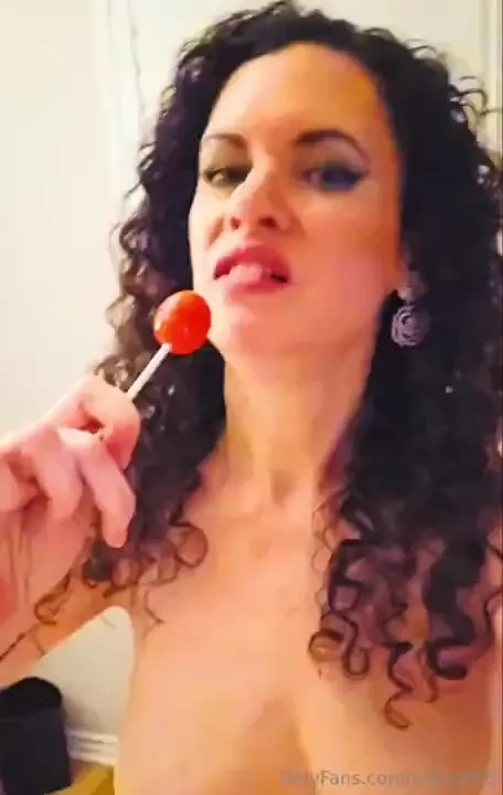 Just about to post this video uncensored so u can watch my titties on 