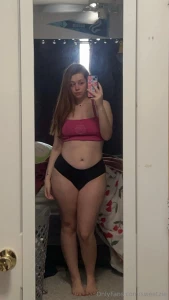 Going to the gym wanna work in with me part 1