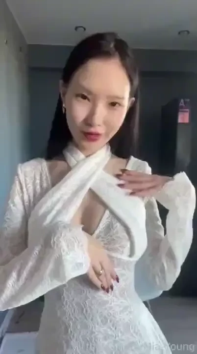 I love this romantic vibes asian japanese korean chinese petite cute 