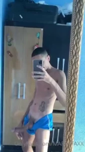 Igual que un b meran just like a boomerang