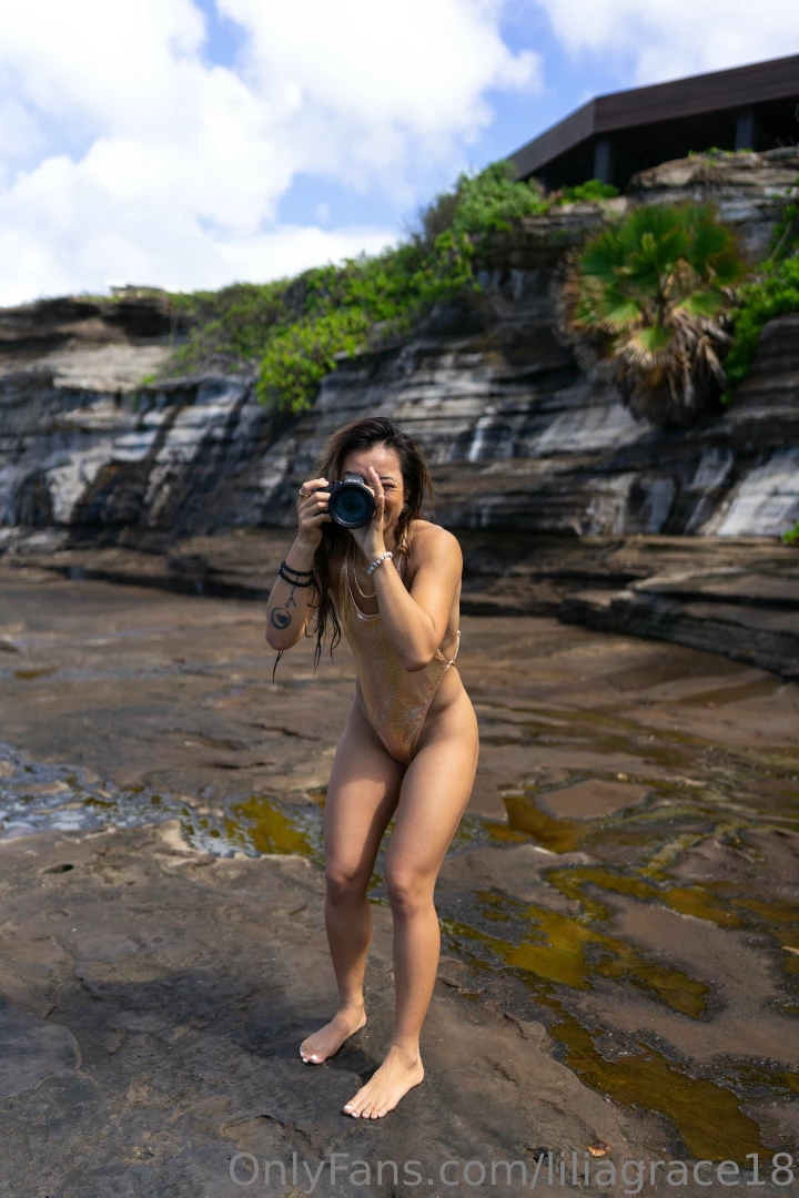 Let s swap roles you take a pic i take one for you just how you should 