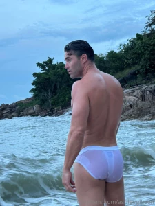 I will get back to everyone s messages today i had a hangover for hell part 1