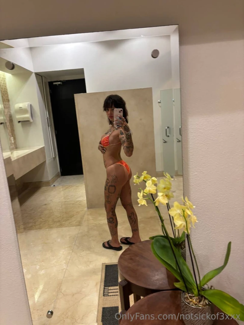 Can t sleep who wanna talk 