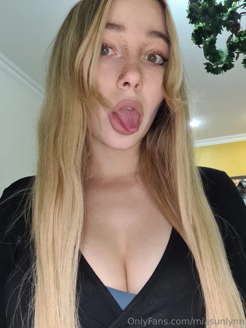 So i was getting ready for a nights out yesterday and decided to take part 1 