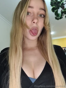 So i was getting ready for a nights out yesterday and decided to take part 1