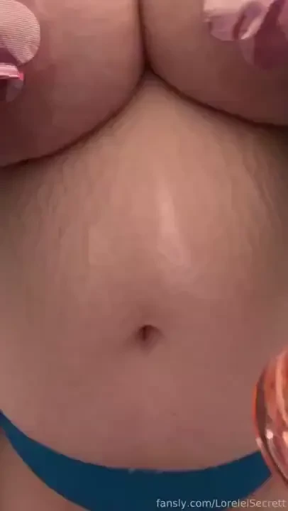 My daily routine consist of oiling my pregnant belly and breast come 