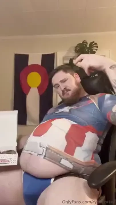 Who wants to give cap a hand 