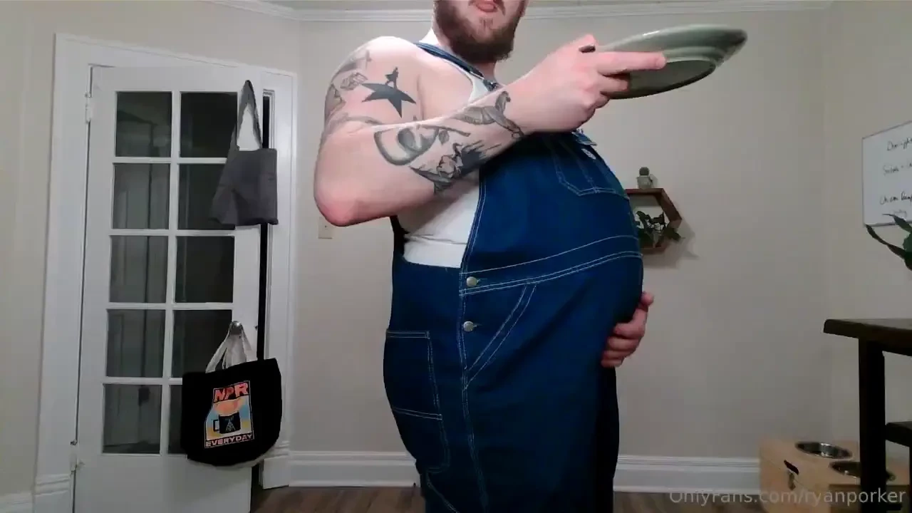 A hillbilly that loves his desserts 