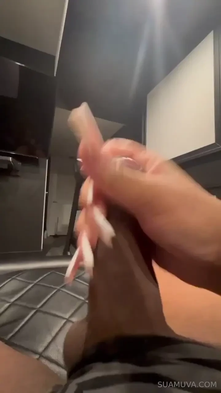 It was a solo cummy morning nothing like a solo cum shot message me 