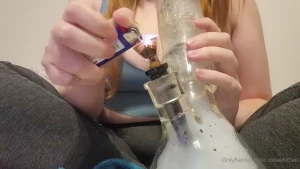 Bong rip ignore my friend in the background lol
