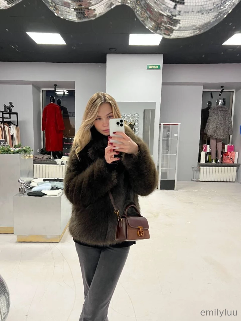 Yesterday after the cafe i decided to go back to the store where i 