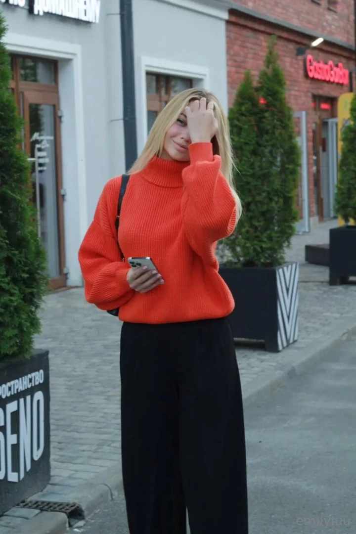 I m sure in tik tok you ve seen videos where a person comes up to part 1 