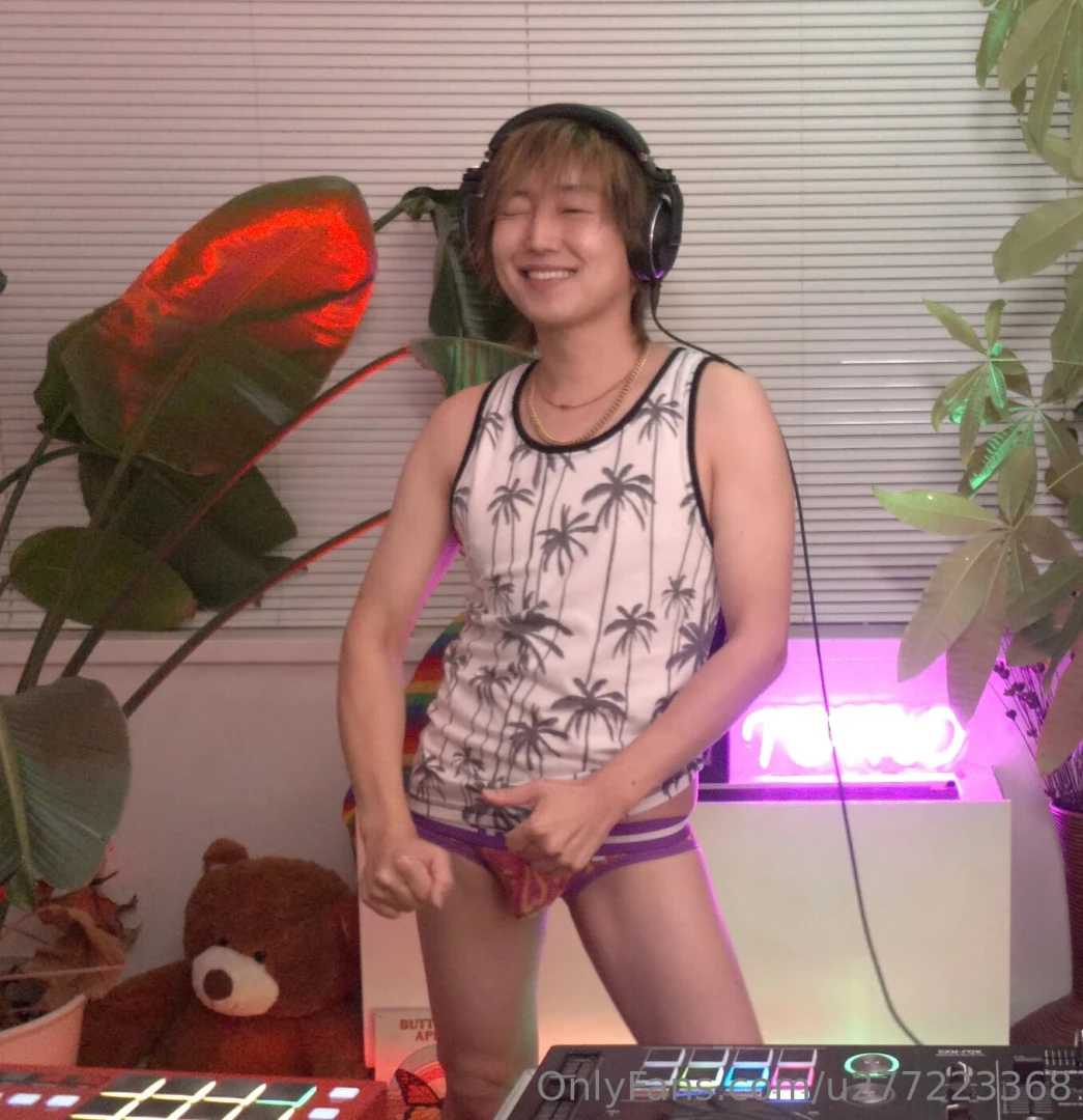 Step into the sound let go and let me take you somewhere unforgettable 