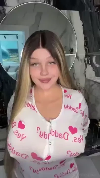 Watch me bounce up amp down and pretend its on you 