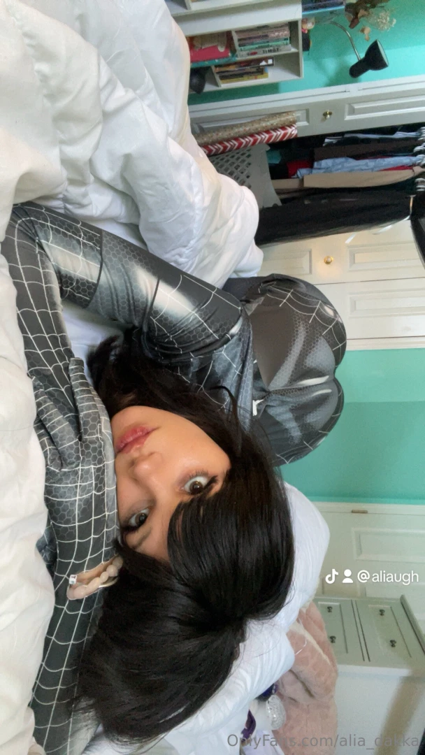 Posting my spidergirl vid on my vip channel in bio part 1 