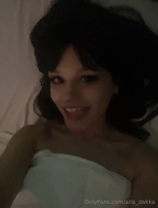 I hope everyones new year is going amazing posted some new vids on