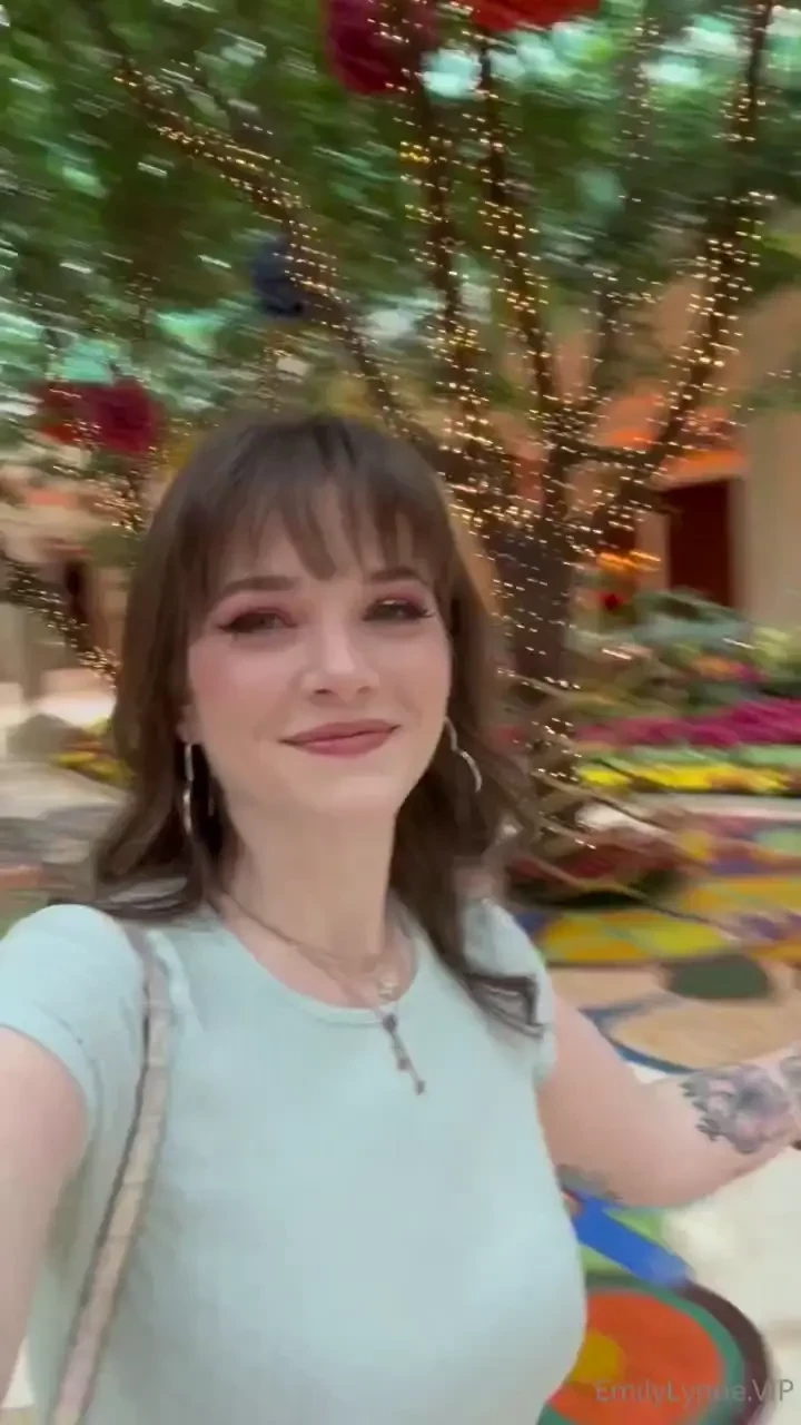 It felt so surreal that i was in vegas hosting the avn awards on this 