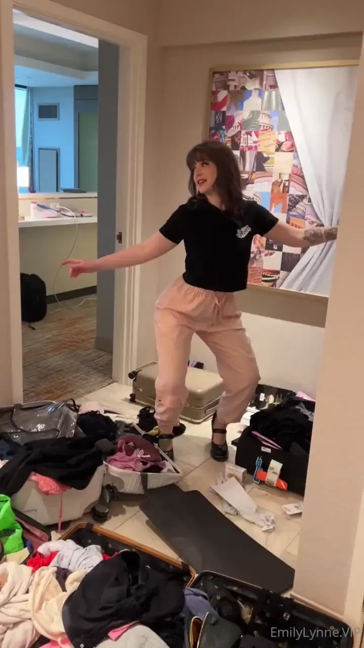 Dancing because the mess didnt phase me aha 