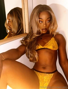 Je me demande si tu pourrais me suivre commence en m envoyant un