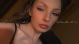 Covered in oil hoping u would fuck me